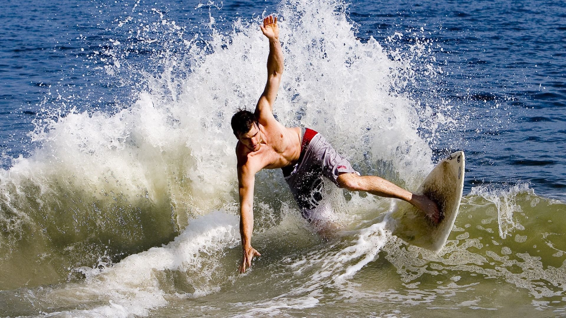 世界杯2026-黄喜灿，从隐形到制胜，一位亚洲前锋的欧洲进化论