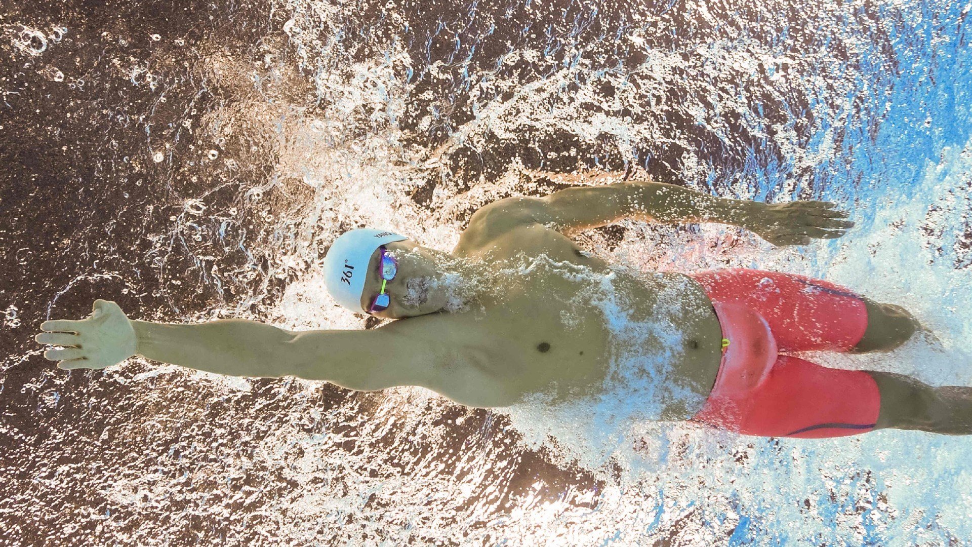 爱游戏官方-门迪神扑改写历史，洪都拉斯如何用硬仗哲学击碎欧洲红魔